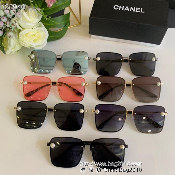 CHANEL香奈兒 新款 方形珍珠雙c標誌 女款金屬裝飾太陽鏡  lly1298